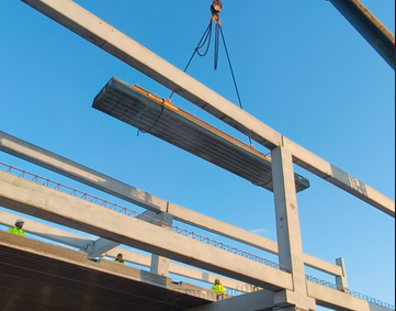 montaż płyt warstwowych